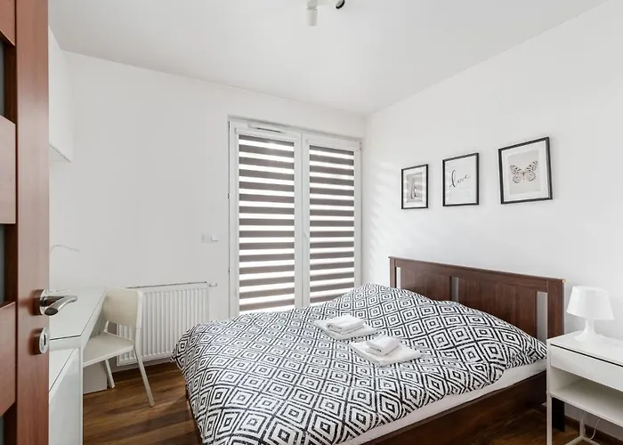 Zablocie Location To Explore 아파트 *